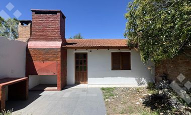 VENTA - Casa de 3 dormitorios | B° Santa Genoveva | Neuquén