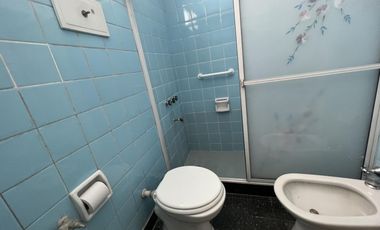 Alquiler departamento con terraza propia -VISTA AL RIO-