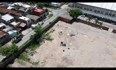 Galpón - Alquiler - Sarandi Avenllaneda