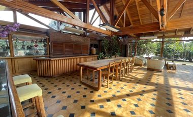 Casa en Alquiler Para fines Comerciales - Cerro de las Rosas - Zona Norte