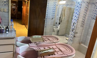 Casa en Alquiler Para fines Comerciales - Cerro de las Rosas - Zona Norte