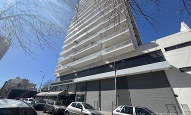 Venta de local de 26 m2 en Wilde
