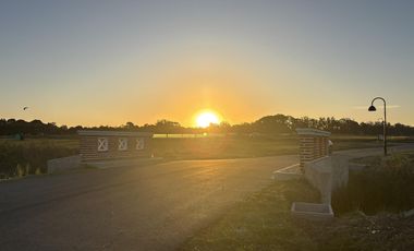 VENTA | LOTE CASONAS DEL HARAS | LOMADA