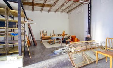 Casa PH en venta en Olivos 3 ambientes, con cochera, jardín y galpón. 170 m2 cub.