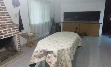 Casa en venta 2 dormitorios y 2 cocheras en  Arroyo Seco