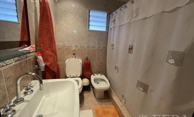 Venta casa quinta con quincho y piscina en Centro Agricola El Pato