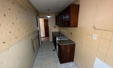 Departamento de 2 Ambientes en Excelente Ubicación!!! Arana 37, Mte. Grande.