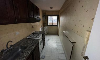 Departamento de 2 Ambientes en Excelente Ubicación!!! Arana 37, Mte. Grande.