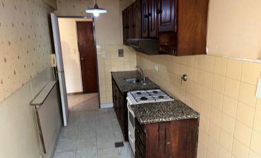 Departamento de 2 Ambientes en Excelente Ubicación!!! Arana 37, Mte. Grande.
