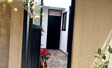 Renta casa en condominio en Lomas de Memetla