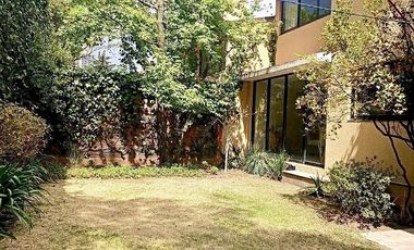 Renta casa en condominio en Lomas de Memetla