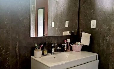 Renta casa en condominio en Lomas de Memetla