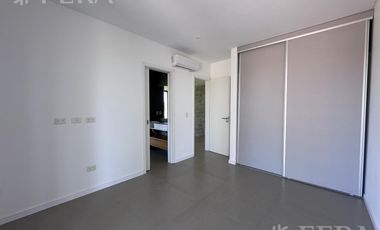 Venta Casa de 5 ambientes con fondo y piscina en Greenville - Hudson