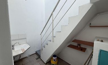 PH tipo CASA en ALQUILER con PATIO y Terraza en Wilde