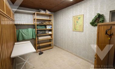 Casa en lote propio en Villa Adelina. 8.66 por 18.10 mts-