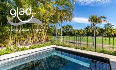 Casa de Lujo con Alberca Privada en Marina Vallarta | Vista a Campo de Golf