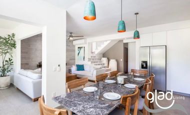 Casa de Lujo con Alberca Privada en Marina Vallarta | Vista a Campo de Golf