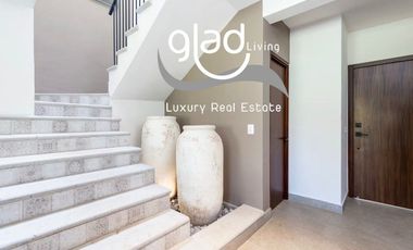 Casa de Lujo con Alberca Privada en Marina Vallarta | Vista a Campo de Golf