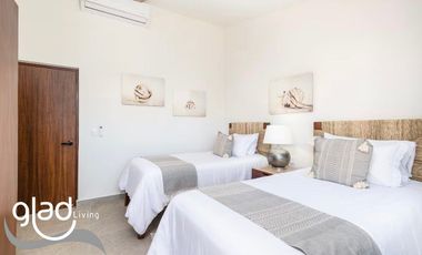 Casa de Lujo con Alberca Privada en Marina Vallarta | Vista a Campo de Golf