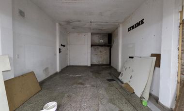 Alquiler Local en Grand Bourg