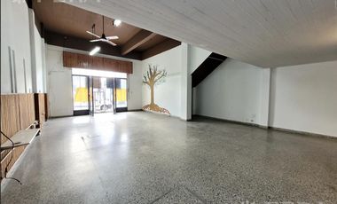 Venta local en Villa Dominico