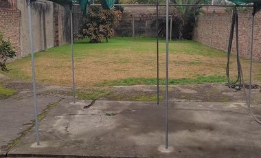 Casa 3 Ambientes con amplio terreno ideal uso comercial