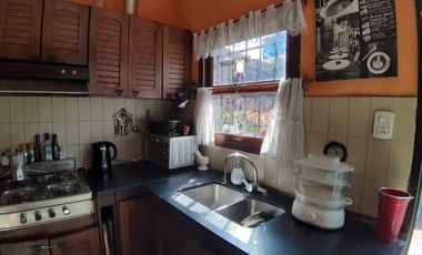 Casa 4 AMBIENTES A 5 CUADRAS DE LA ESTACION DE MARMOL