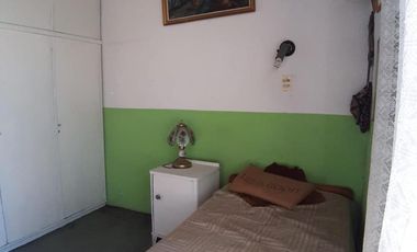 Casa 4 AMBIENTES A 5 CUADRAS DE LA ESTACION DE MARMOL