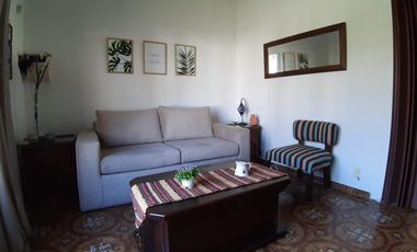 Casa 4 AMBIENTES A 5 CUADRAS DE LA ESTACION DE MARMOL