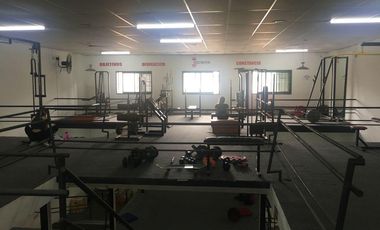 Depósito/Galpón de 1029 mtrs en Av. Castro Barros al 300