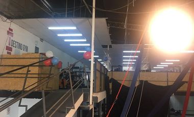 Depósito/Galpón de 1029 mtrs en Av. Castro Barros al 300