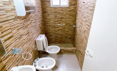 Casa - San Isidro en alquiler - Con patio propio