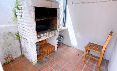 Casa - San Isidro en alquiler - Con patio propio
