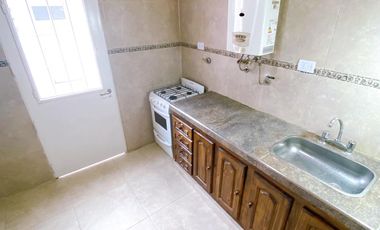 Casa - San Isidro en alquiler - Con patio propio