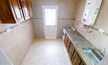 Casa - San Isidro en alquiler - Con patio propio