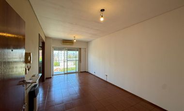 Departamento en Wilde tres ambientes en alquiler