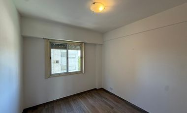 Departamento en Wilde tres ambientes en alquiler