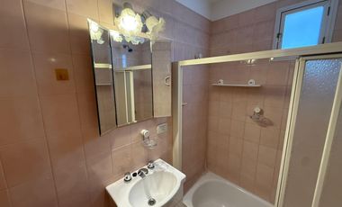 Departamento en Wilde tres ambientes en alquiler