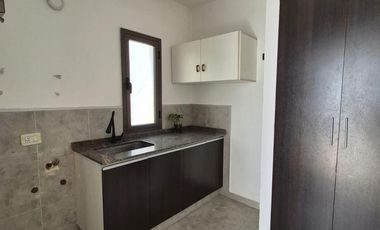 CASA EN ALQUILER - FINCAS DEL SUR 2 - 4 DORMITORIOS