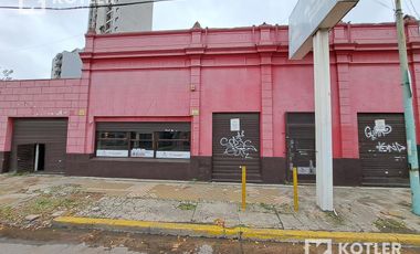Edificio Comercial en excelente ubicación (3 locales de negocio) s/Av. Alte Brown y Eva Perón
