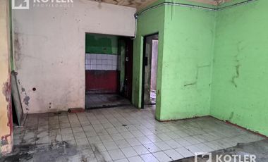 Edificio Comercial en excelente ubicación (3 locales de negocio) s/Av. Alte Brown y Eva Perón