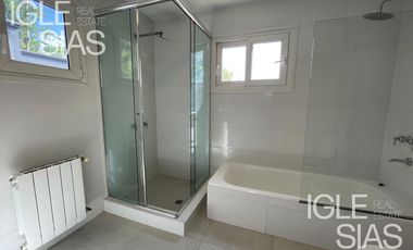 Casa en venta y alquiler en Santa María de Tigre