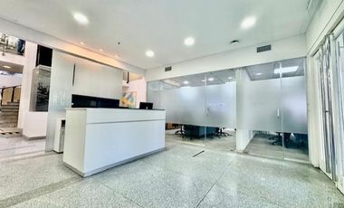 EDIFICIO DE OFICINAS LOMAS DE SAN ISIDRO