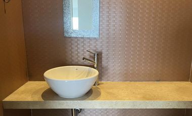 Espectacular Departamento de 2 amb con toilette - cochera.  Quartier Boulevard