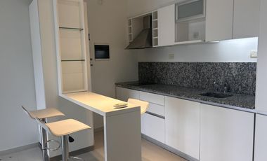 Espectacular Departamento de 2 amb con toilette - cochera.  Quartier Boulevard