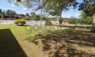 Importante Fracción de 7000 m2 con Piscina