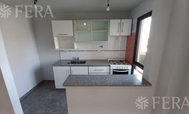 Alquiler departamento 2 ambientes con balcón en Wilde