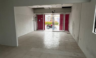 Renta de Local Comercial en calle 47