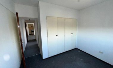 Departamento de 3 Ambientes en Pleno Centro de Monte Grande!!!!