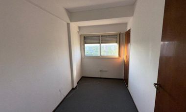 Departamento de 3 Ambientes en Pleno Centro de Monte Grande!!!!